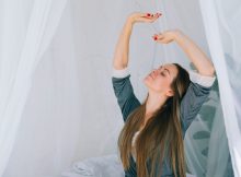 Cum să îți îmbunătățești energia prin un somn profund și odihnitor